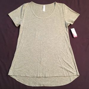 NWT Lularoe classic t